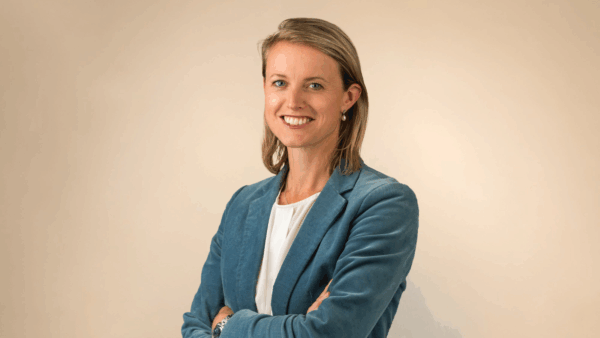 “Ondanks dat wij vaak bij de klant zijn, voelen we onderling veel verbinding met elkaar en Eraneos.”
